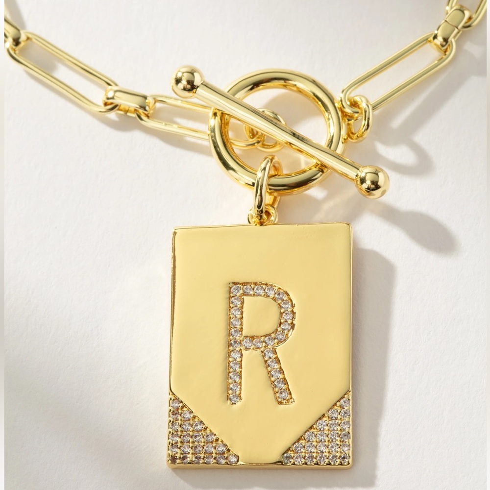 ⚜️”R” Leave your mark Initial Pendant Necklace